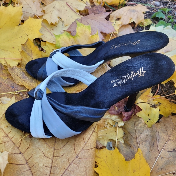 Vintage Frederick's of Hollywood open toe heels 6 - Picture 4 of 9